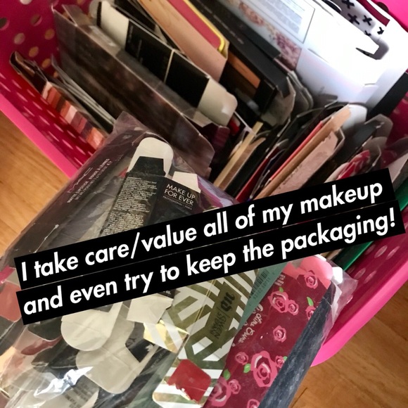 Meet your Posher, Kandise 👋🏻👋🏻👋🏻 - Picture 5 of 7